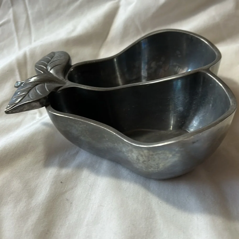 LENOX Orchard in Blorom Pear Dip Bowl Divided Dish Hollowware